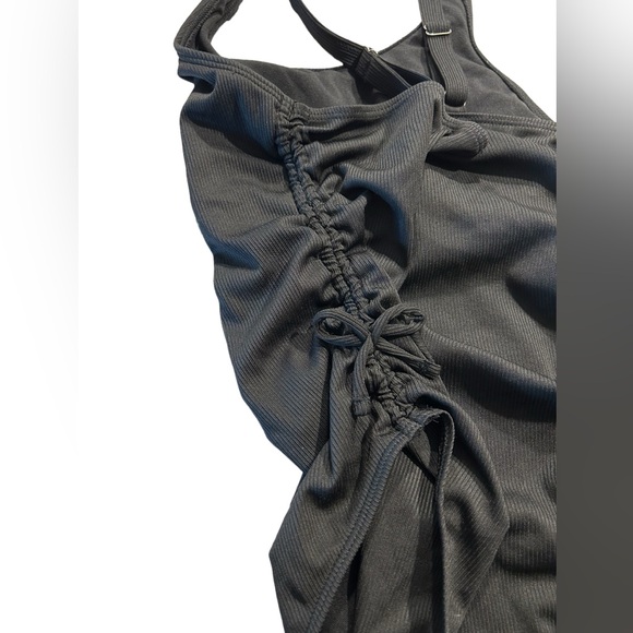 Black semi-thong swimsuit with lacing on both sides - Picture 4 of 7